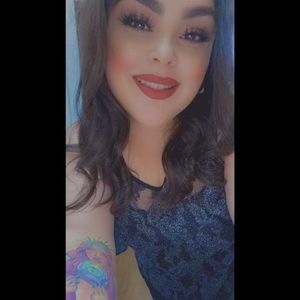 Meet your Posher, Danixa